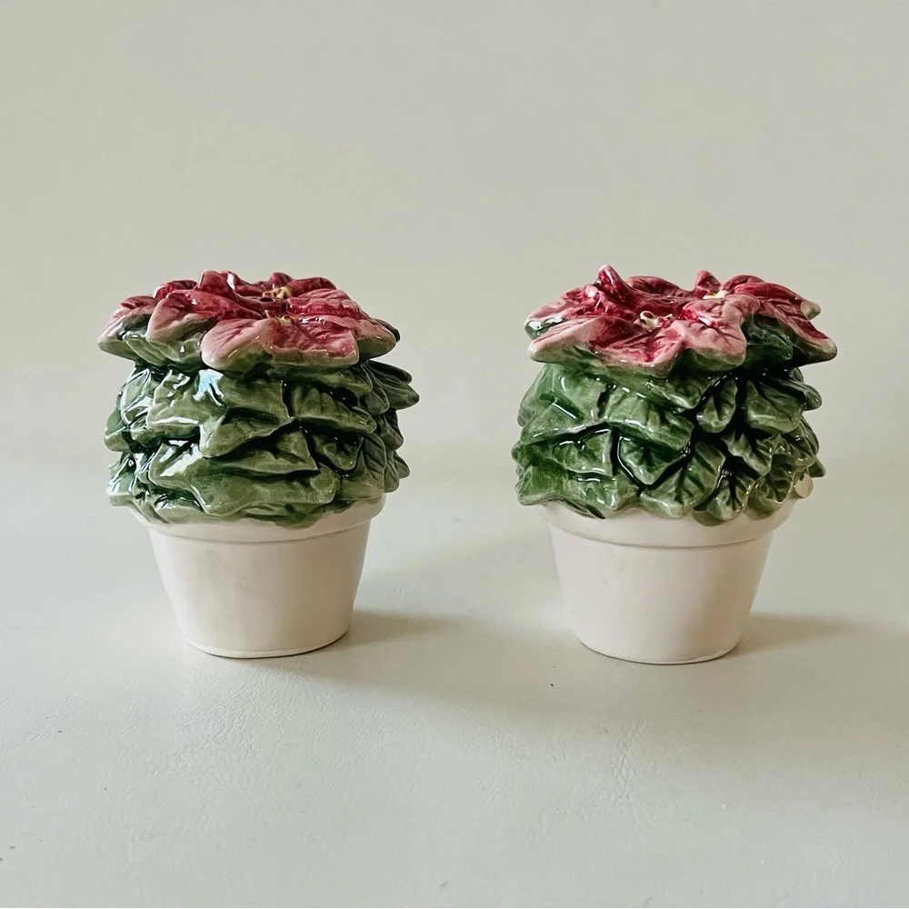 N/A green features charming